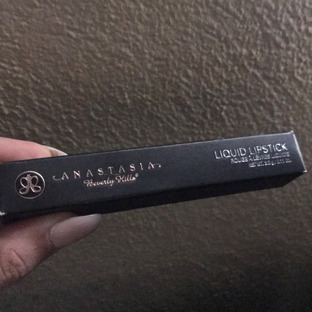 Anastasia Beverly Hills liquid lipstick